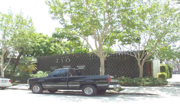 More Photos Of 210 W College St, Covina Medical For Lease