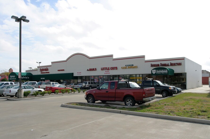 More Photos Of 12637 Westheimer Rd, Houston Restaurant For Sale