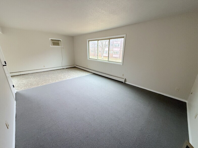 More Photos Of 301 W 18th St, Sioux Falls Apartments For Sale