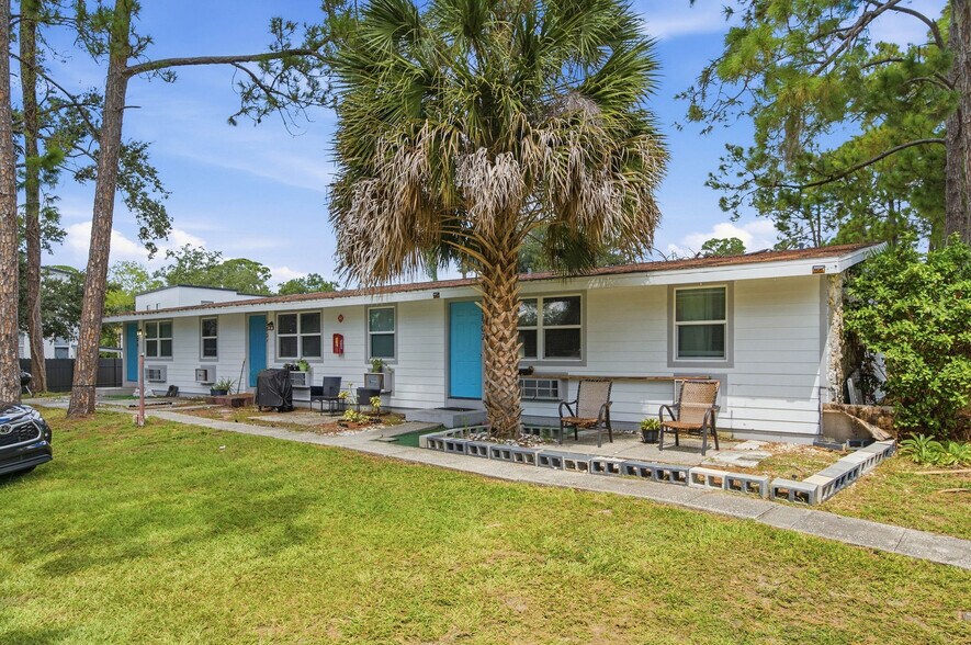 More Photos Of 5901 Bryce Ln, Tampa Apartments For Sale