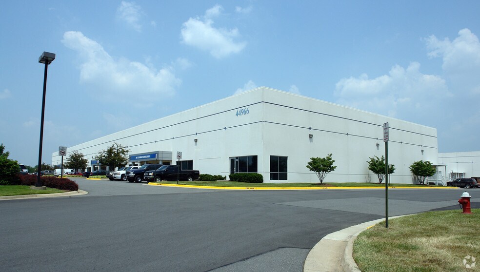 Primary Photo Of 44966 Falcon Pl, Sterling Warehouse For Lease