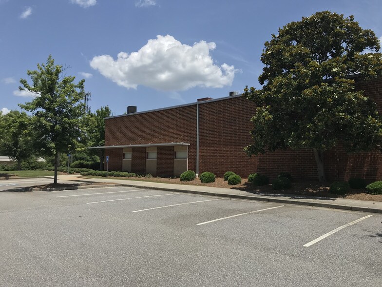 More Photos Of 7920 Macon Hwy, Watkinsville Distribution For Lease