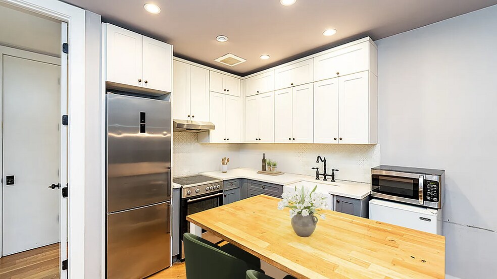 More Photos Of 137 21st St, Brooklyn Apartments For Sale