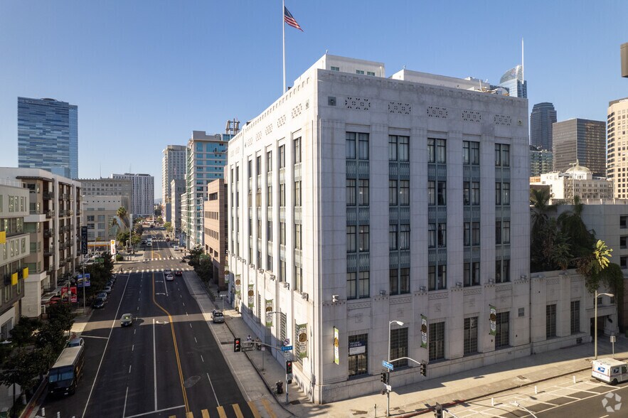 More Photos Of 409 W Olympic Blvd, Los Angeles Multifamily For Sale