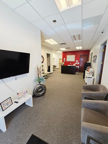 More Photos Of 765 Primera Blvd, Lake Mary Office For Lease