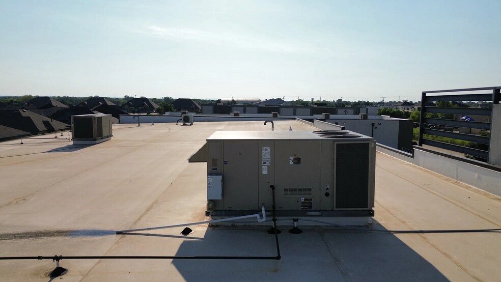 More Photos Of 2217 NW 178th St, Edmond General Retail For Sale