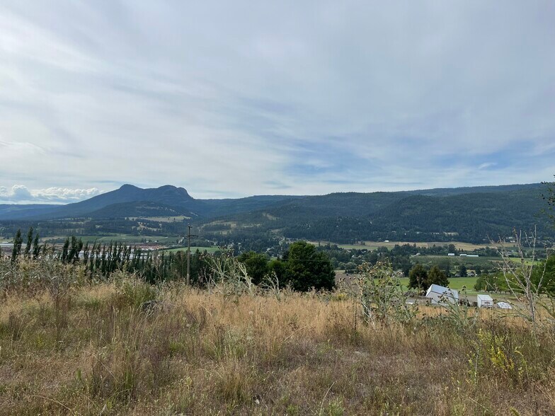 More Photos Of 6615 Buchanan Rd, Coldstream Land For Lease
