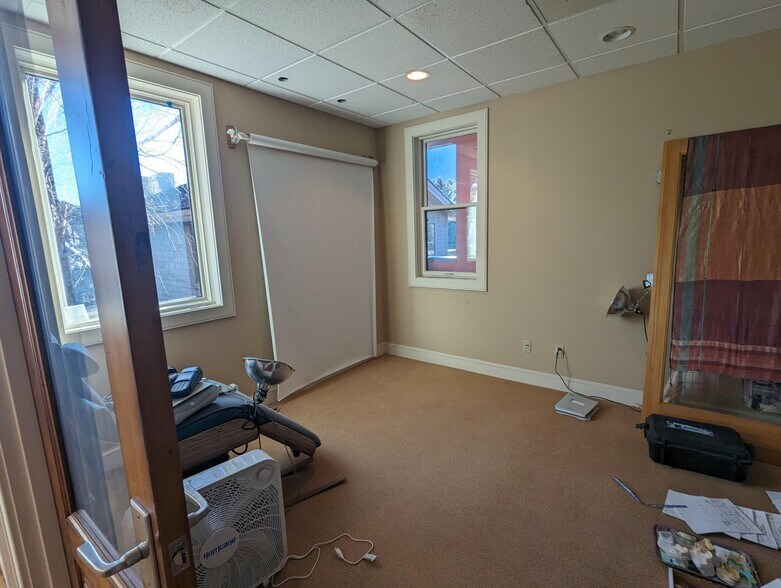 More Photos Of 120 2nd Ave N, Ketchum Medical For Sale