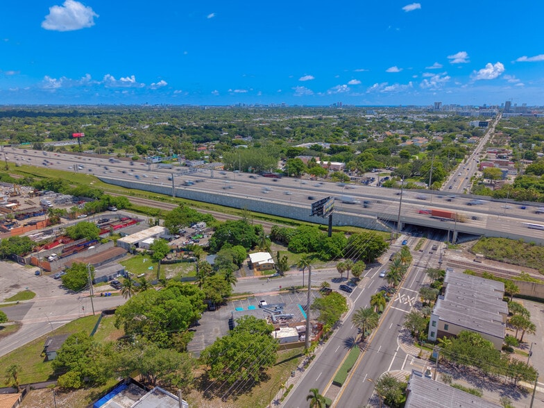 More Photos Of 601 NW 22nd Rd, Fort Lauderdale Restaurant For Sale