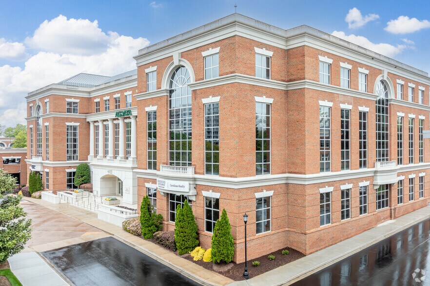 More Photos Of 6801 Carnegie Blvd, Charlotte Office For Lease