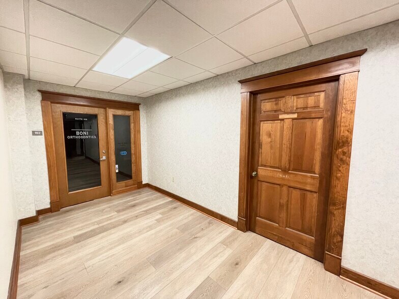 More Photos Of 3578 Brodhead Rd, Monaca Unknown For Lease