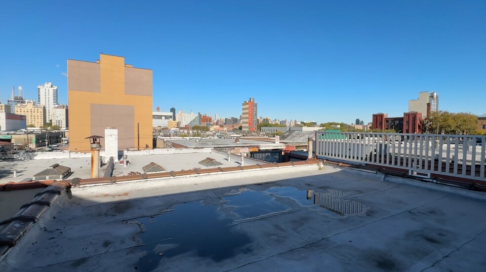 More Photos Of 3836 Crescent St, Long Island City Warehouse For Sale