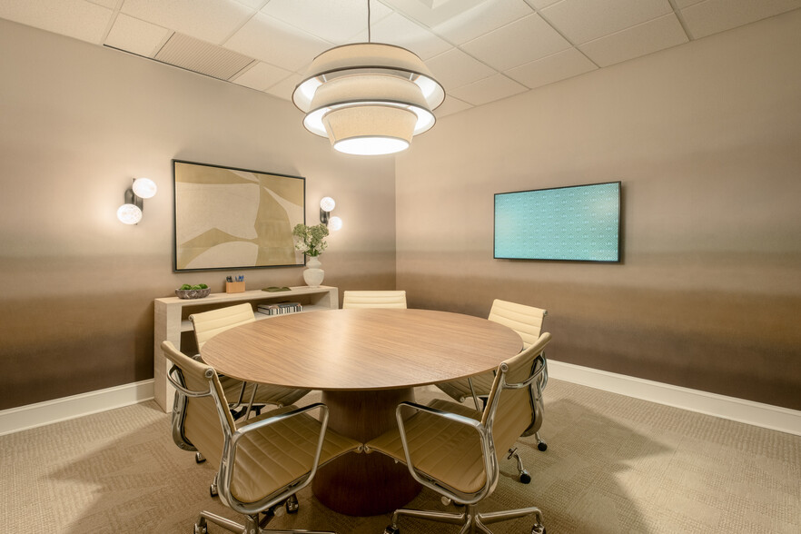 More Photos Of 1213 Culbreth Dr, Wilmington Office For Lease