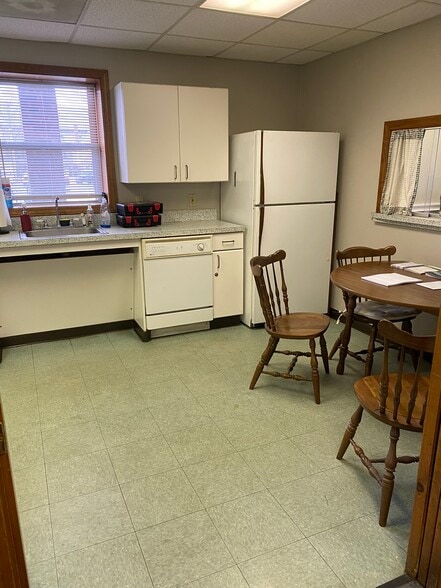 More Photos Of 59 Broadway, Taunton Office For Lease