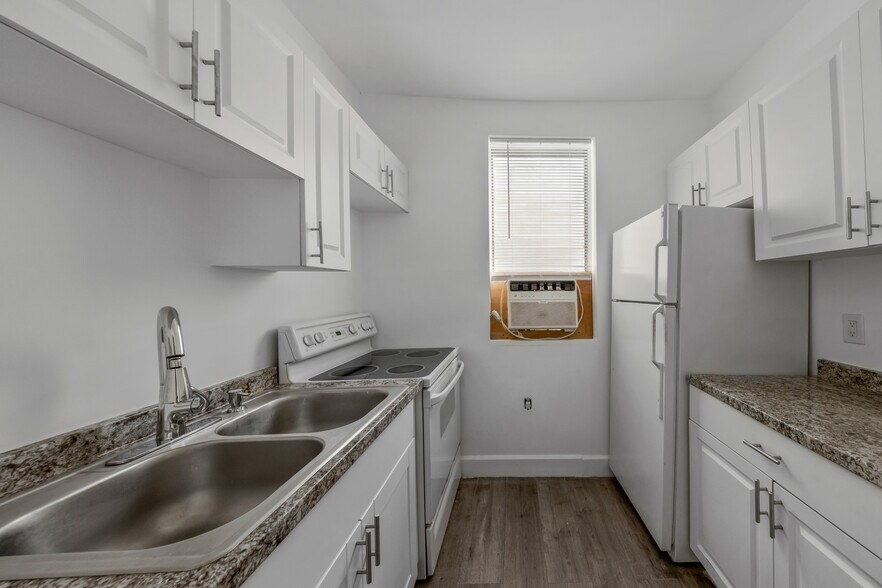 More Photos Of 2028 SW 6th St, Miami Apartments For Sale