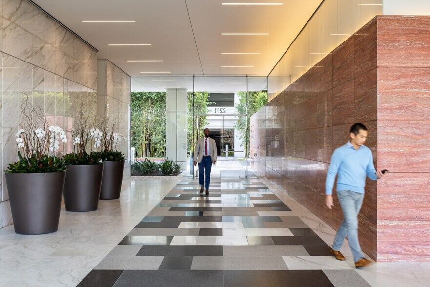 More Photos Of 2211 Michelson Dr, Irvine Office For Lease