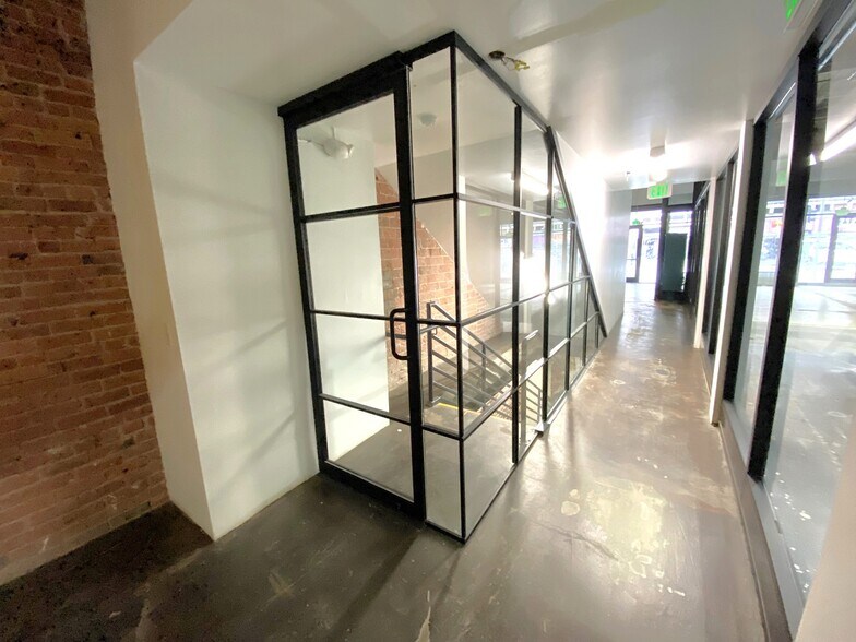 More Photos Of 731 S Broadway, Los Angeles Loft Creative Space For Lease