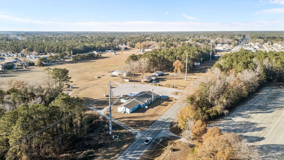 More Photos Of 2383 Hwy 58, Swansboro Restaurant For Sale