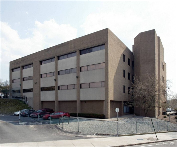 More Photos Of 1 Randall Sq, Providence Medical For Sale