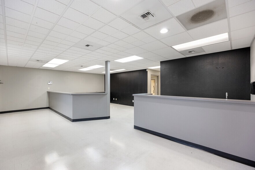 More Photos Of 11814 Debonair Rd NE, Moses Lake Warehouse For Lease