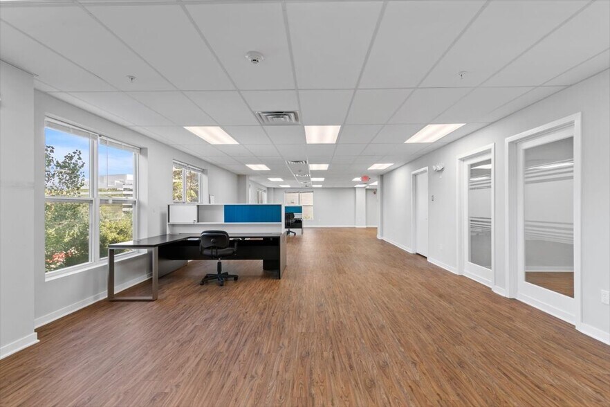 More Photos Of 34 Oakwood Ave, Norwalk Apartments For Lease