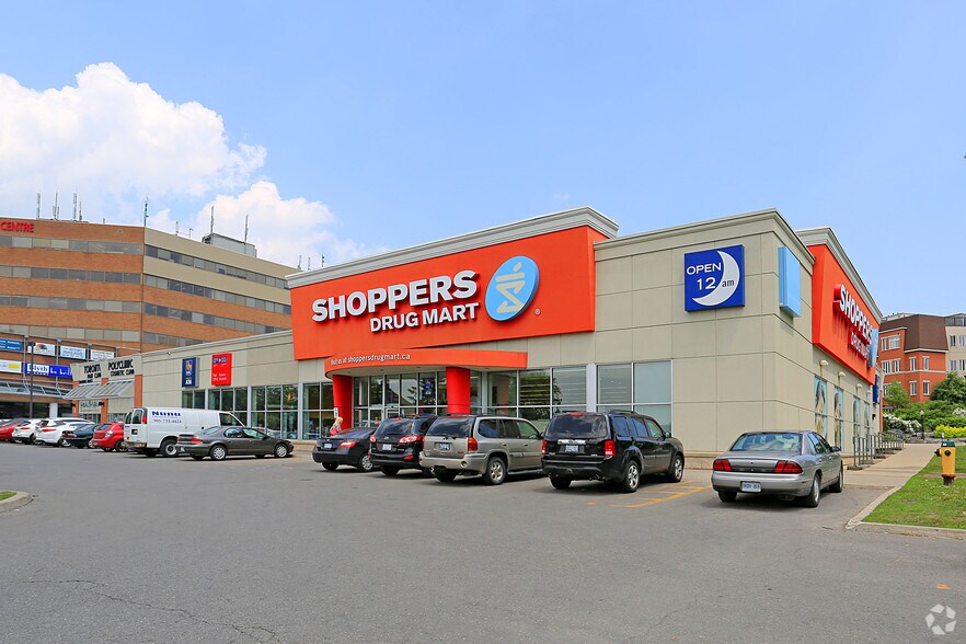 More Photos Of 300 John St, Markham Unknown For Lease