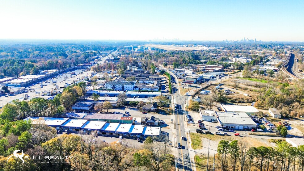More Photos Of 5891 New Peachtree Rd, Doraville Warehouse For Lease