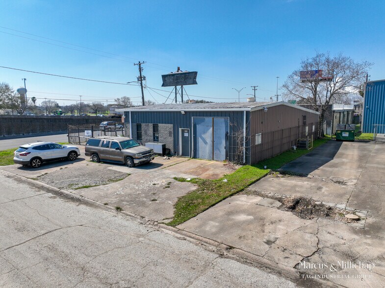More Photos Of 300 W Pasadena Fwy, Pasadena Warehouse For Sale