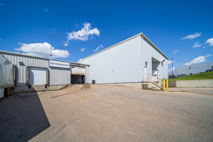 More Photos Of 9750 35th Ave NW, Edmonton Warehouse For Sale