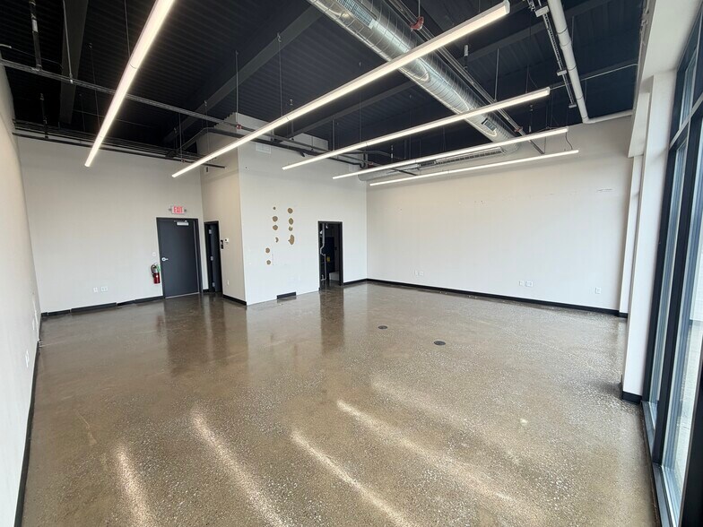 More Photos Of 10201 Calumet Ave, Dyer Apartments For Lease