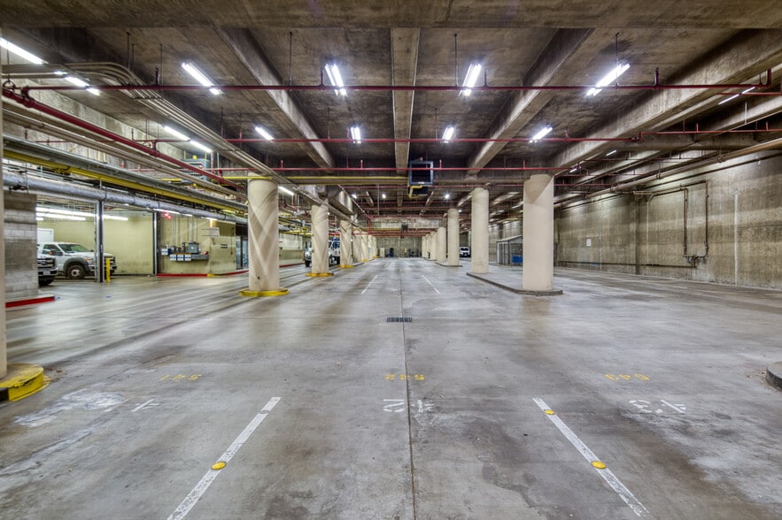 More Photos Of 720 9th St, Sacramento Office For Sale