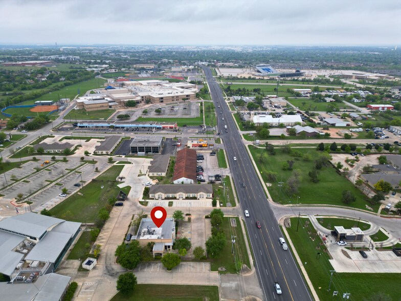 More Photos Of 1005 W Pecan St, Pflugerville Restaurant For Sale