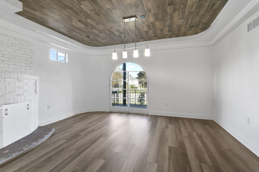 More Photos Of 2908 Audubon St, New Orleans Apartments For Sale