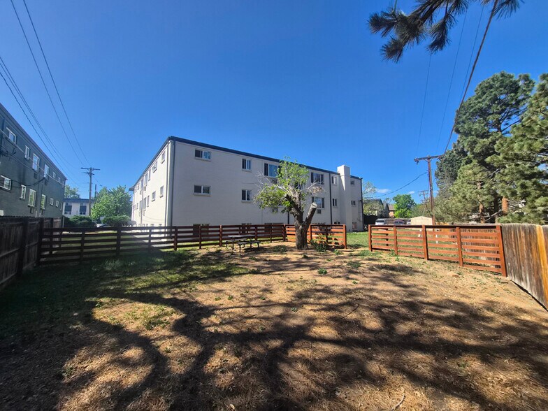 More Photos Of 5661 W Green Meadows Pl, Denver Apartments For Sale