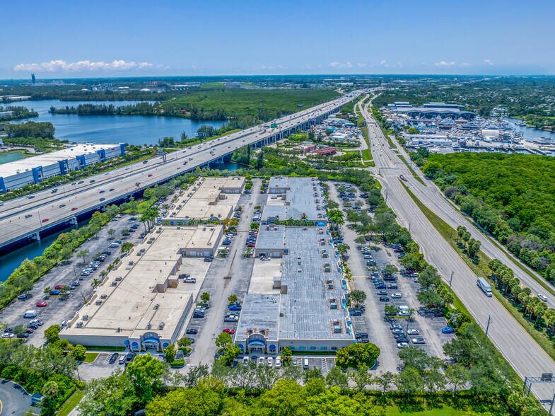 More Photos Of 2860 W State Road 84, Fort Lauderdale Office For Sale