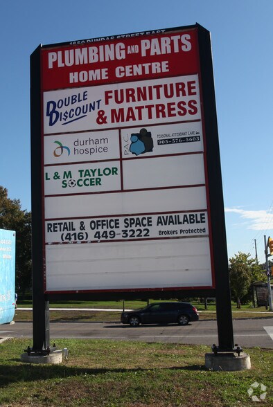More Photos Of 1650 Dundas St E, Whitby Storefront Retail Office For Lease