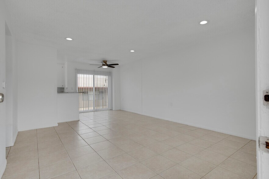 More Photos Of 1936-1938 S Corning St, Los Angeles Apartments For Sale