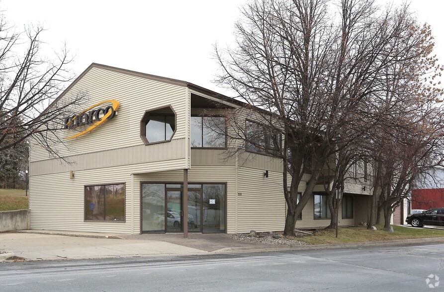 Primary Photo Of 555 3rd Ave NW, Hutchinson Office For Sale
