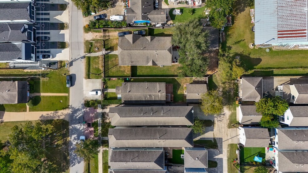 More Photos Of , Houston Office For Sale