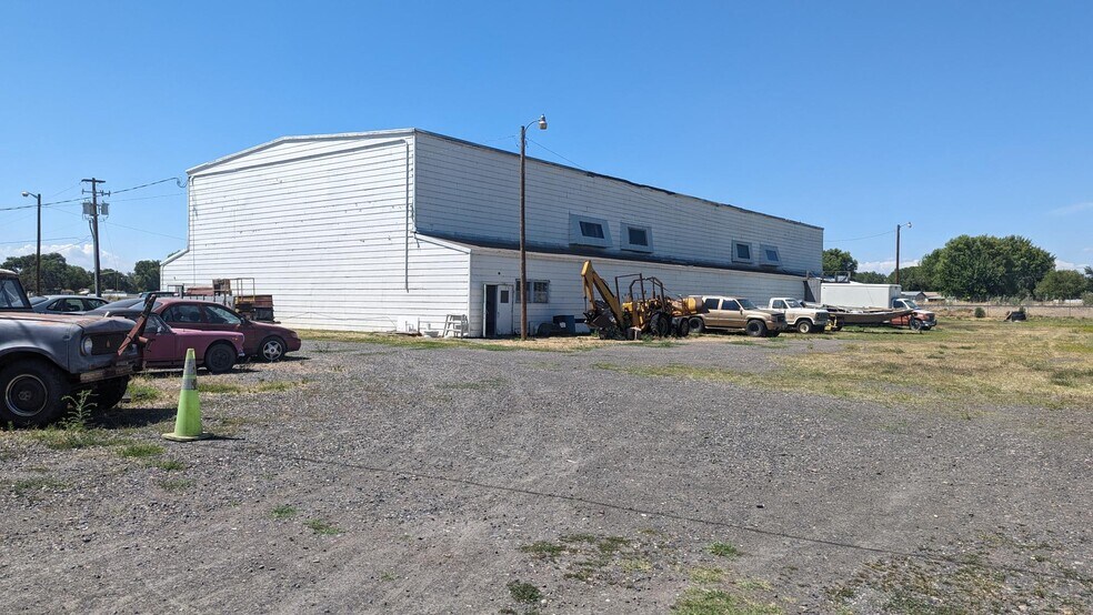 More Photos Of 600 E Coe Ave, Stanfield Trailer Camper Park For Sale