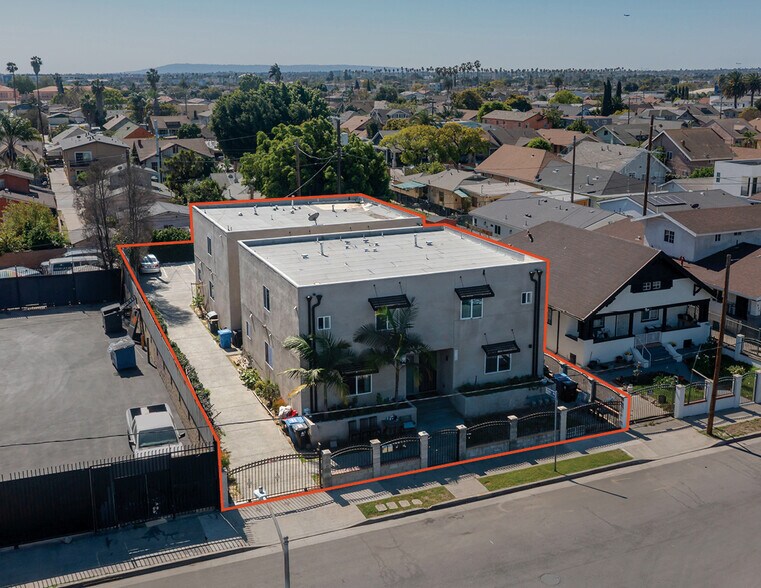 Primary Photo Of 814-816 1/2 W 47th St, Los Angeles Apartments For Sale