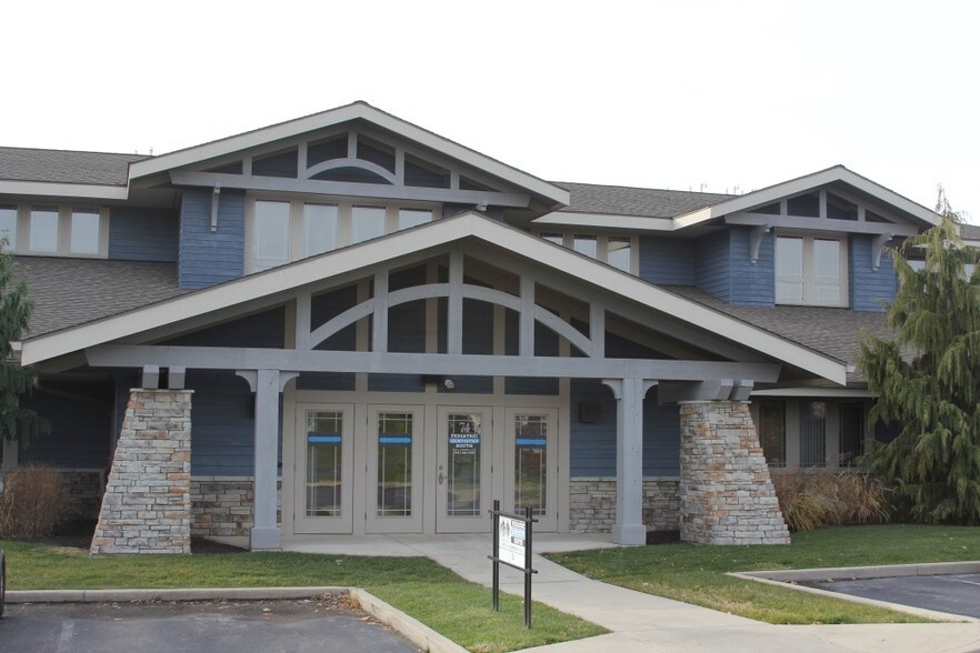 More Photos Of 70-84 Remick Blvd, Springboro Office For Sale