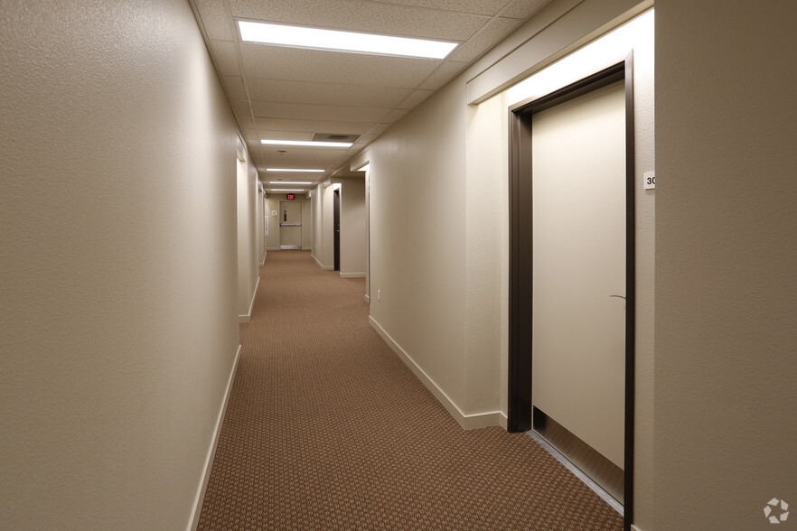 More Photos Of 4419-4439 NE Fremont St, Portland Apartments For Sale
