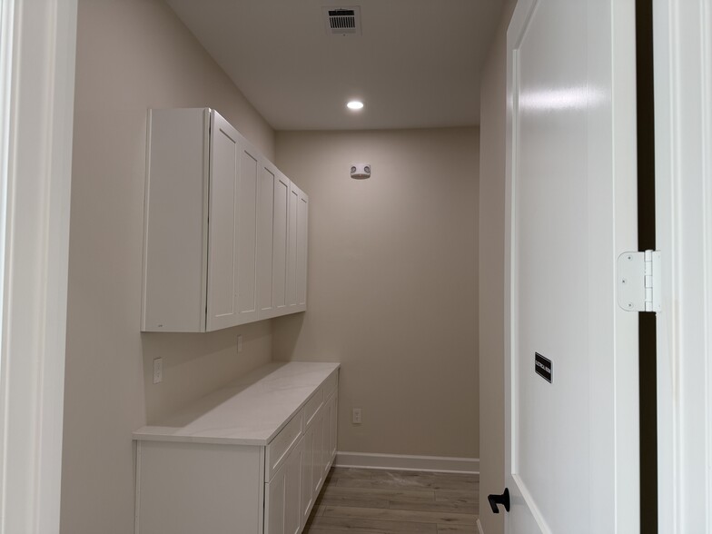 More Photos Of 5251 Katy Mills Cir, Katy Medical For Lease