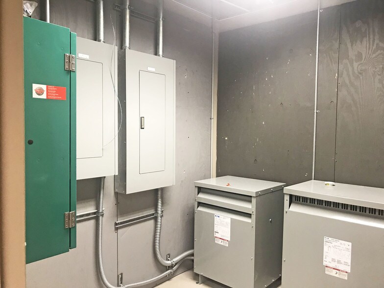 More Photos Of 22 Century Hill Dr, Latham Coworking Space