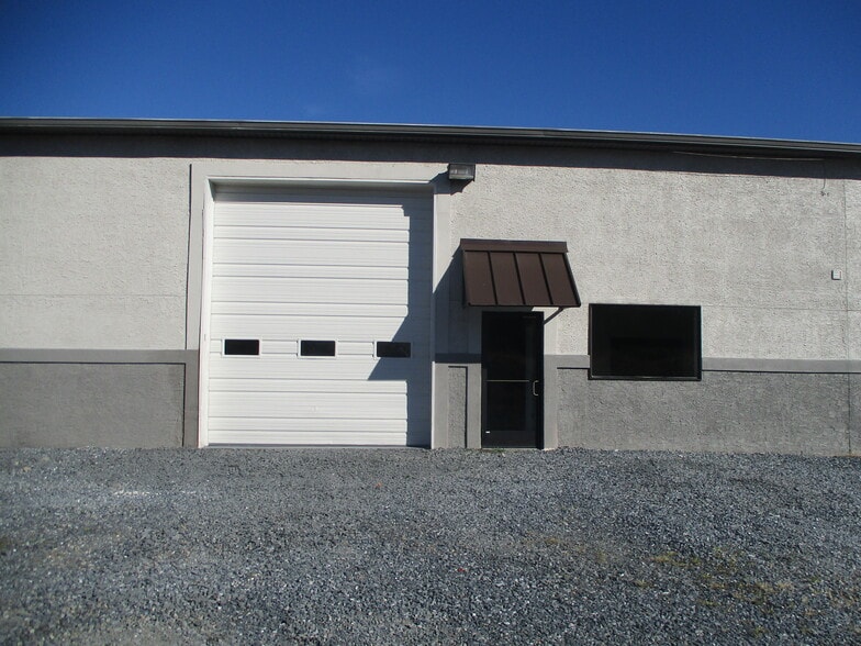 Primary Photo Of 5477 Mauser St, Laurys Station Warehouse For Lease