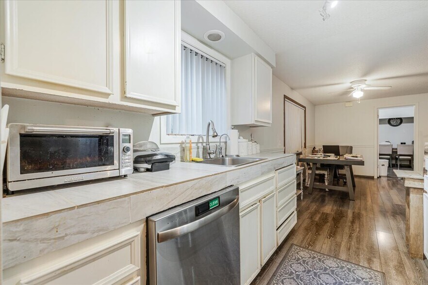 More Photos Of 1757 NE 162nd Ave, Portland Apartments For Sale