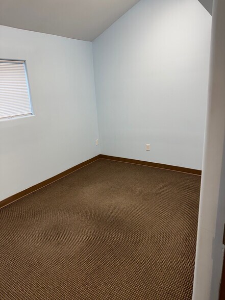 More Photos Of 5714 Central Ave, Portage Office For Sale