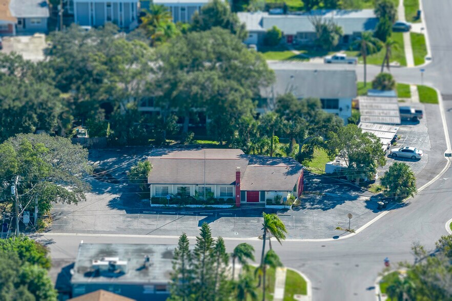 More Photos Of 219 Betty Ln, Clearwater Office Residential For Sale