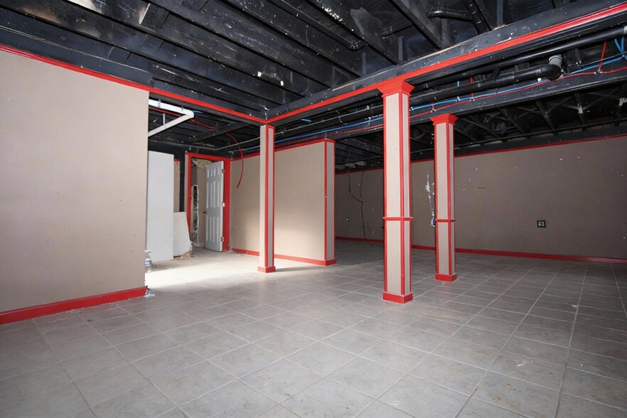 More Photos Of 706 Collins Hill Rd, Lawrenceville Office For Sale